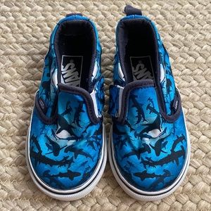 Vans Toddler Classic Slip-On (Digi Shark) Skate Shoe